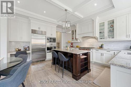 76 Chesney Crescent, Vaughan, ON - Indoor Photo Showing Kitchen With Upgraded Kitchen