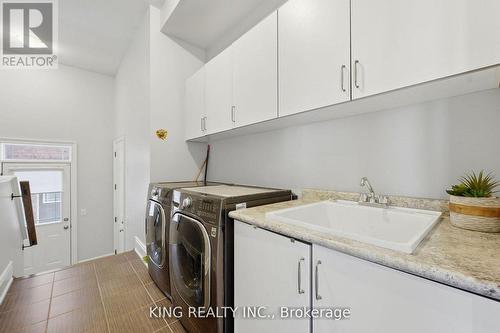 76 Chesney Crescent, Vaughan, ON - Indoor Photo Showing Laundry Room