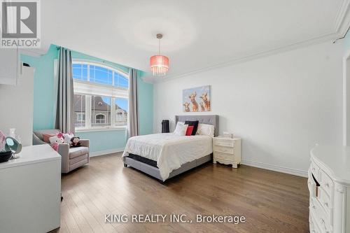76 Chesney Crescent, Vaughan, ON - Indoor Photo Showing Bedroom