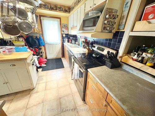 14 Glanworth Avenue, St. Thomas, ON 