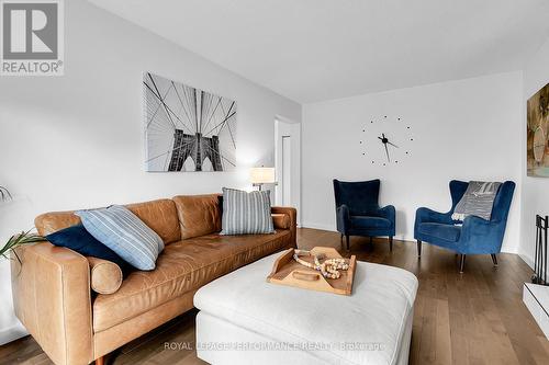 69 Hawk Crescent, Ottawa, ON 