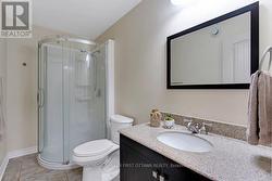 Main floor 3-piece bathroom - 