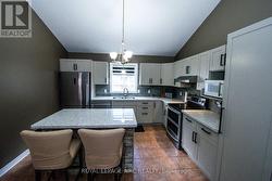 Appliances 8 yrs old - 