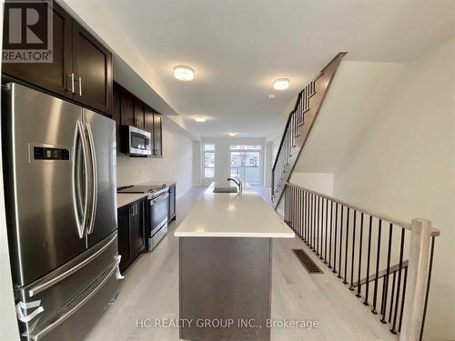 2578 Castlegate Crossing, Pickering, ON 