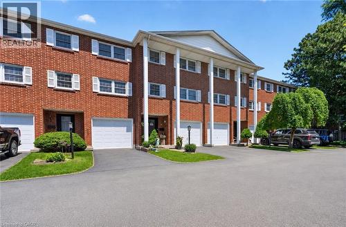 91 LIVINGSTON Avenue Unit# 4  Grimsby, ON L3M 1L4