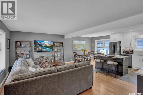 117 Douglas Avenue E, Regina, SK 
