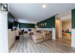 Family Room - 