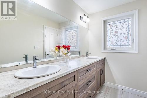 1 Lang Lane, East Luther Grand Valley, ON 