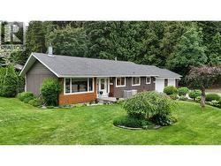 800 21st Street Castlegar, BC V1N 2N3