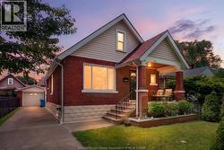 2307 FRASER AVE Windsor, ON N8X 3Z8