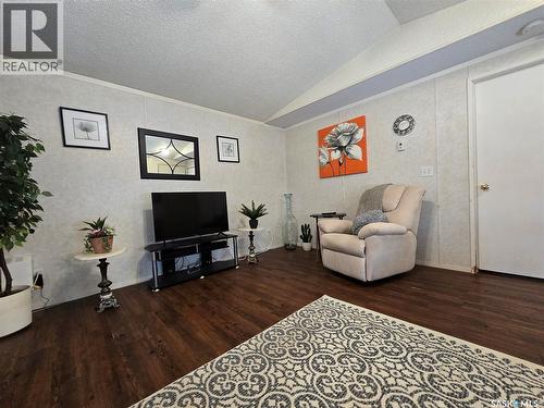 53 106 1St Avenue Sw, Weyburn, SK 
