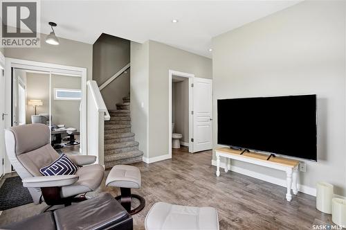 5425 Campling Avenue, Regina, SK 