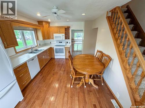 692 2Nd Street E, Shaunavon, SK 