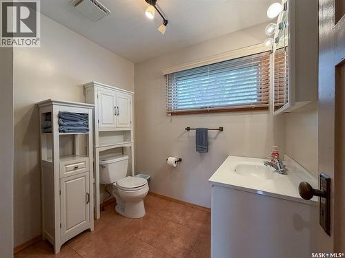 692 2Nd Street E, Shaunavon, SK 