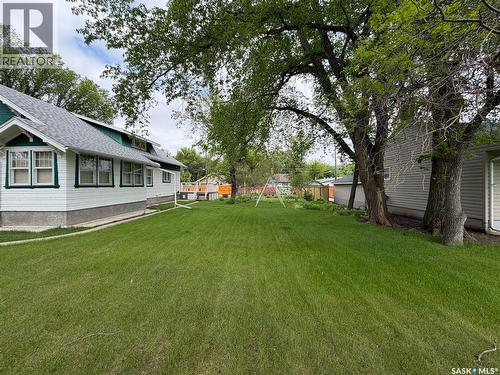 692 2Nd Street E, Shaunavon, SK 