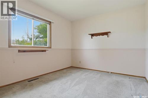 99 Howell Avenue, Saskatoon, SK 