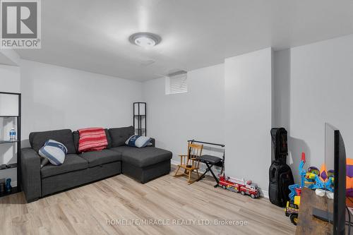 18 Hartwell Gate, Brampton, ON 