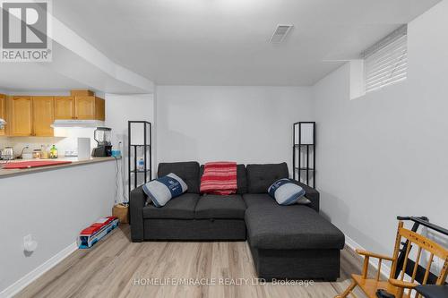 18 Hartwell Gate, Brampton, ON 