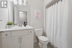 2nd Floor main bath - 