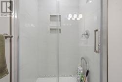 Primary Bedroom Ensuite - 