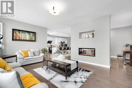 121 Lovett Lane, Guelph (Kortright West), ON 