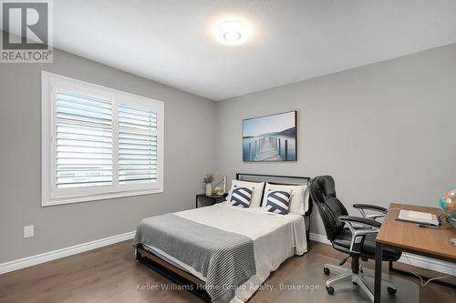 121 Lovett Lane, Guelph (Kortright West), ON 