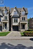 194 ERSKINE AVENUE Toronto, ON M4P 1Z4