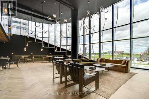 702 - 28 Interchange Way, Vaughan, ON 