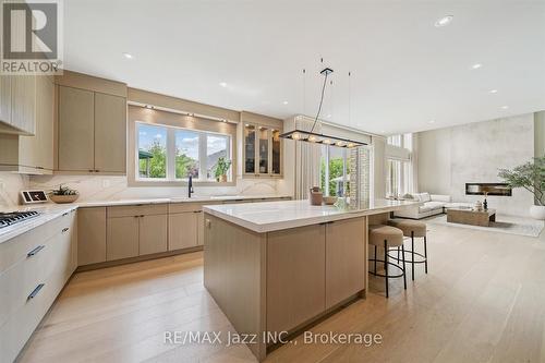 82 Bridlewood Boulevard, Whitby (Rolling Acres), ON 