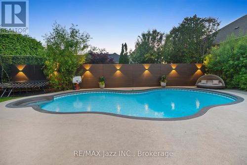 82 Bridlewood Boulevard, Whitby (Rolling Acres), ON 