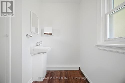 16 William Street, Hamilton, ON 
