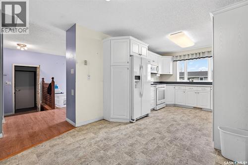 29 Edelweiss Crescent, Moose Jaw, SK 