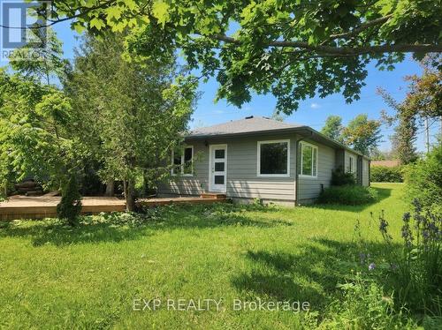 71 LAKESHORE ROAD E  Oro-Medonte, ON L0L 2E0