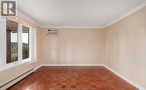 704 Bensette, Windsor, ON 