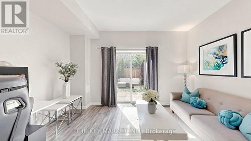 14 - 435 English Rose Lane, Oakville, ON 