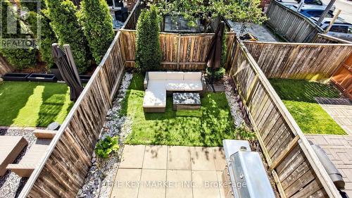 14 - 435 English Rose Lane, Oakville, ON 
