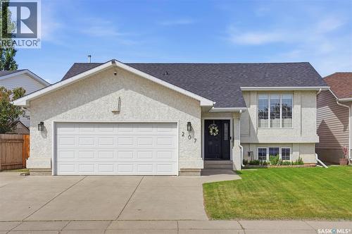 207 Sumner Crescent, Saskatoon, SK 