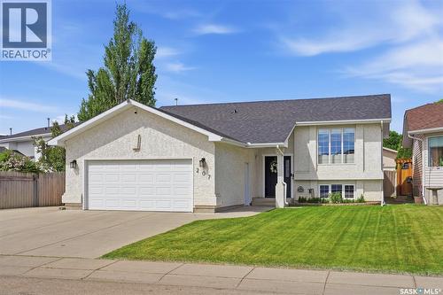 207 Sumner Crescent, Saskatoon, SK 