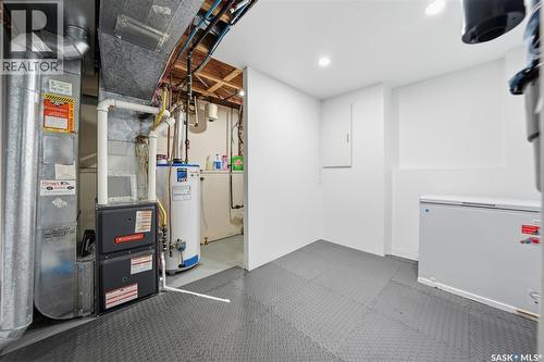 207 Sumner Crescent, Saskatoon, SK 