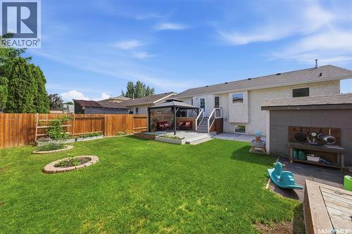 207 Sumner Crescent, Saskatoon, SK 