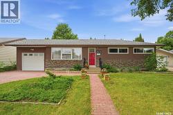445 Witney AVENUE S  Saskatoon, SK S7M 3K6