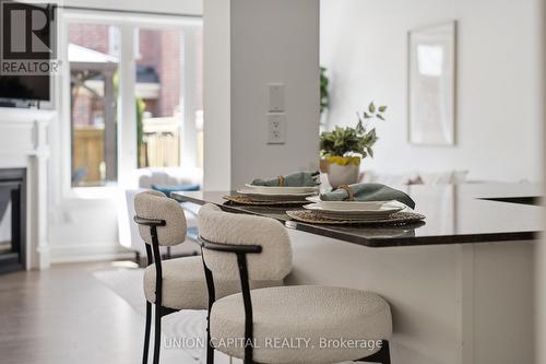 22 Delight Way, Whitby, ON 