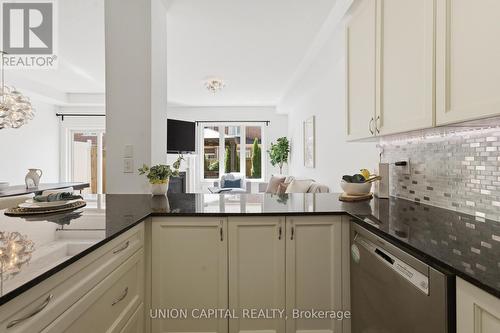 22 Delight Way, Whitby, ON 