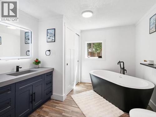 2 Woodland Drive, Whitehorse South, YT 