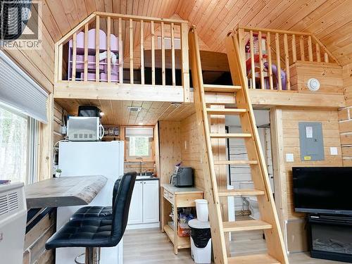 2 Woodland Drive, Whitehorse South, YT 