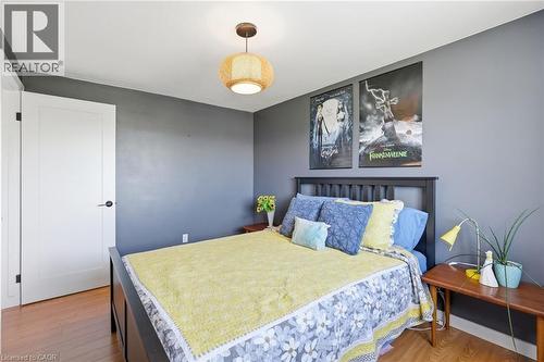 6 Darlington Drive, Hamilton, ON 
