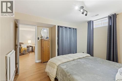 6 Darlington Drive, Hamilton, ON 
