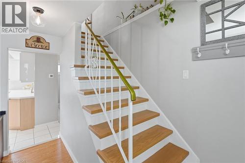 6 Darlington Drive, Hamilton, ON 