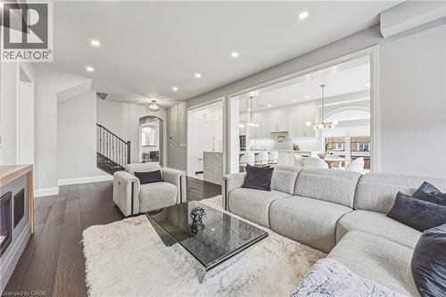55 Robarts Drive, Ancaster, ON 
