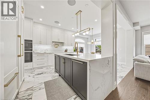 55 Robarts Drive, Ancaster, ON 
